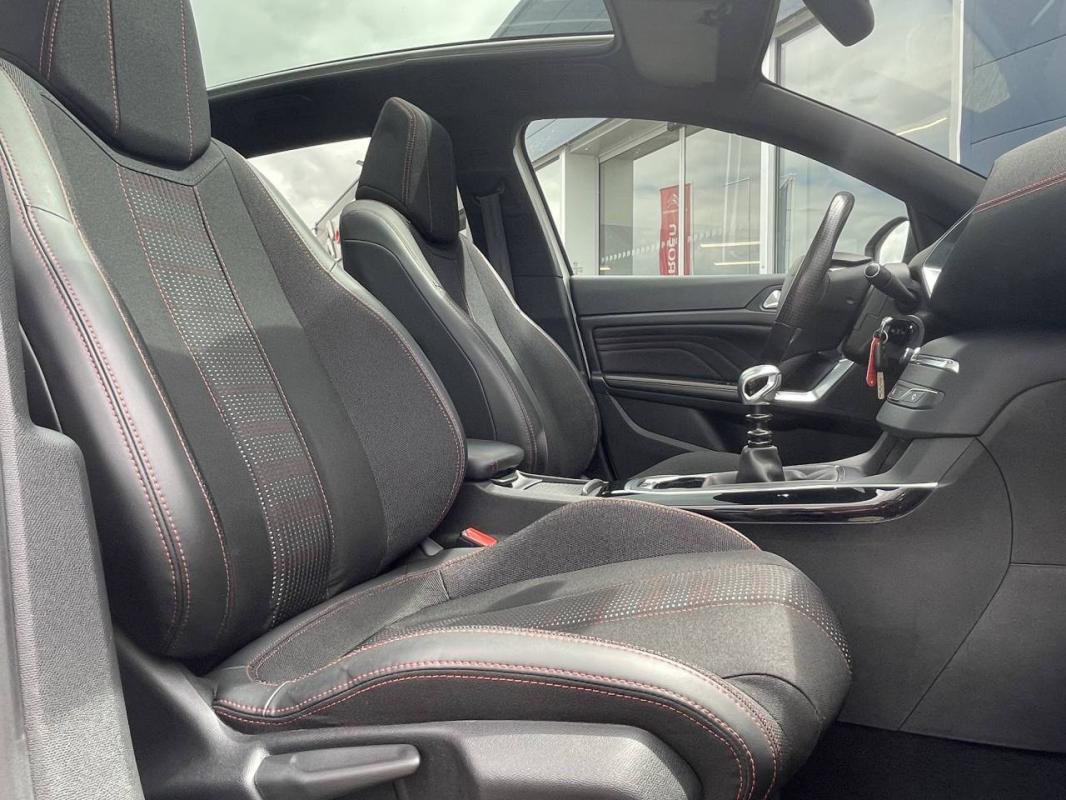 Peugeot 308 - II 1.2 PureTech 130 S&amp;S GT Line