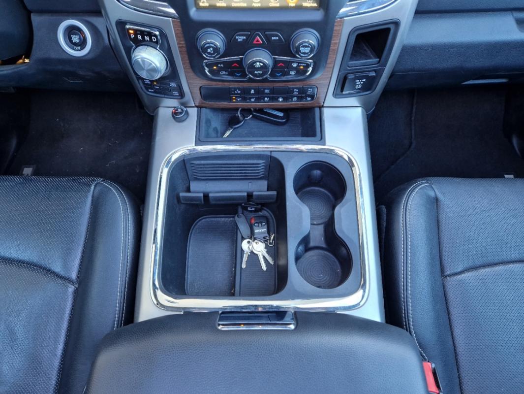 Dodge Ram - 1500 LARAMIE BOX V8 HEMI 5.7L GPL