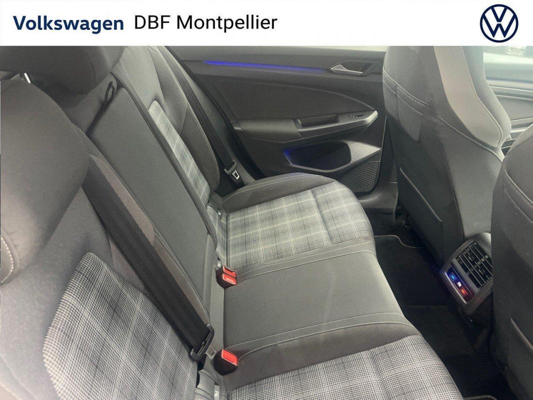 Volkswagen Golf - 2.0 TDI SCR 200 DSG7 GTD