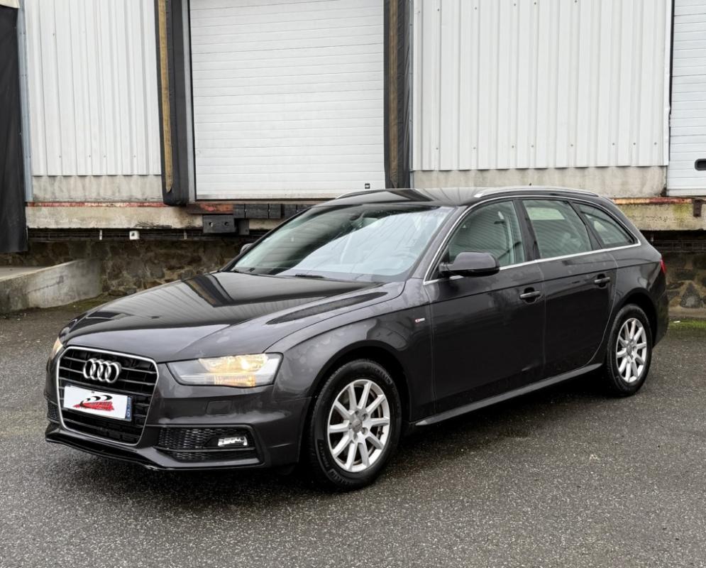 AUDI A4 - AVANT 2.0 TDI 143CH S LINE BVM6 (2012)