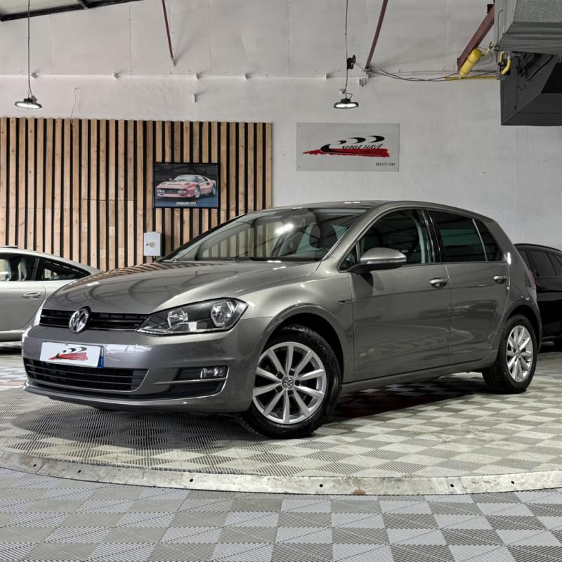 Volkswagen Golf - 1.2 TSI 110ch Bluemotion Technology Lounge BVM6