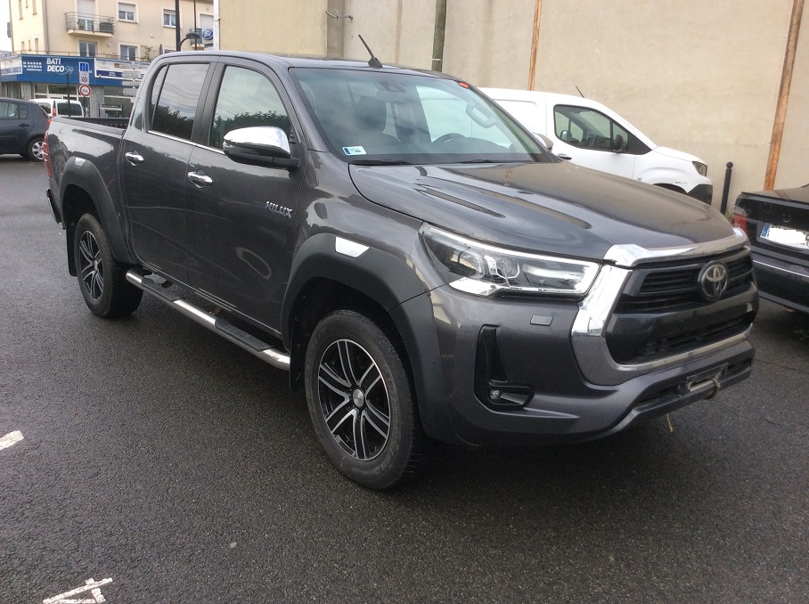 Toyota Hilux IV 4WD 2.8 D-4D 204 DOUBLE CABINE